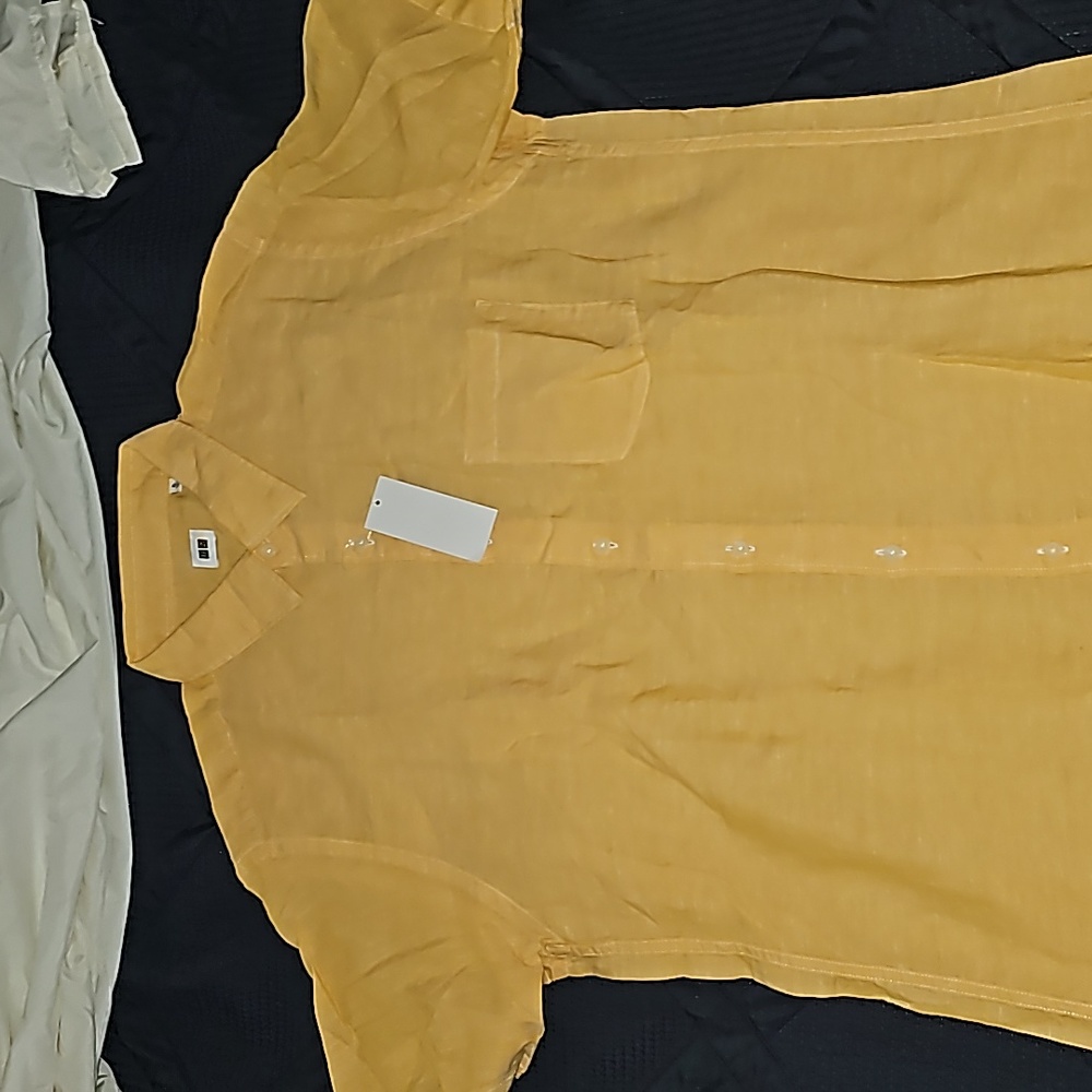 Men's button up short sleeve